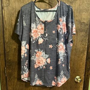 Women’s floral top